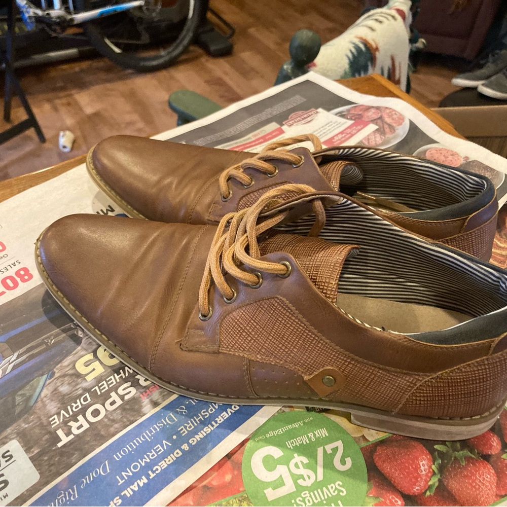 Sharp Looking Pinstriped Lined Interior Dress Shoe - image 2